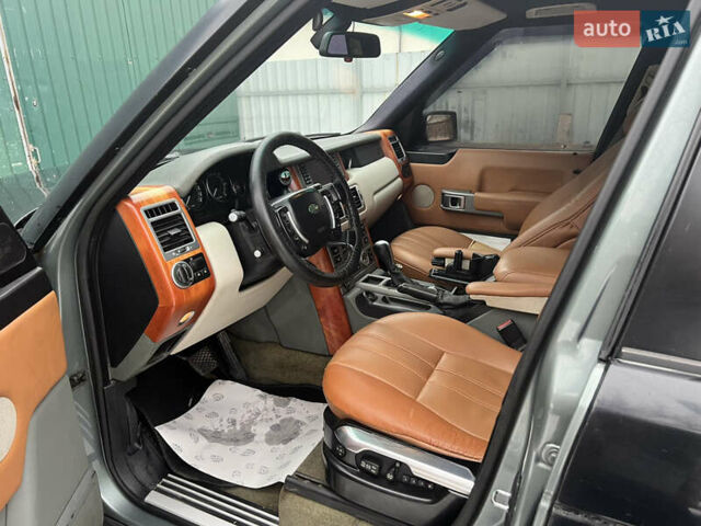 Зеленый Ленд Ровер Рендж Ровер, объемом двигателя 2.93 л и пробегом 500 тыс. км за 7500 $, фото 5 на Automoto.ua