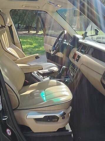 Зеленый Ленд Ровер Рендж Ровер, объемом двигателя 3 л и пробегом 427 тыс. км за 11300 $, фото 16 на Automoto.ua