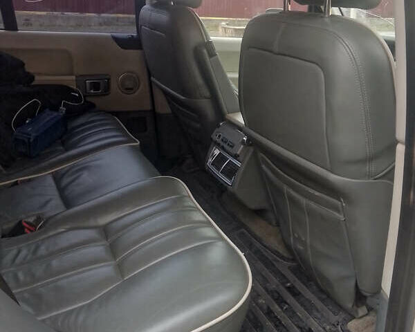 Зелений Ленд Ровер Рендж Ровер, об'ємом двигуна 3 л та пробігом 220 тис. км за 4500 $, фото 6 на Automoto.ua