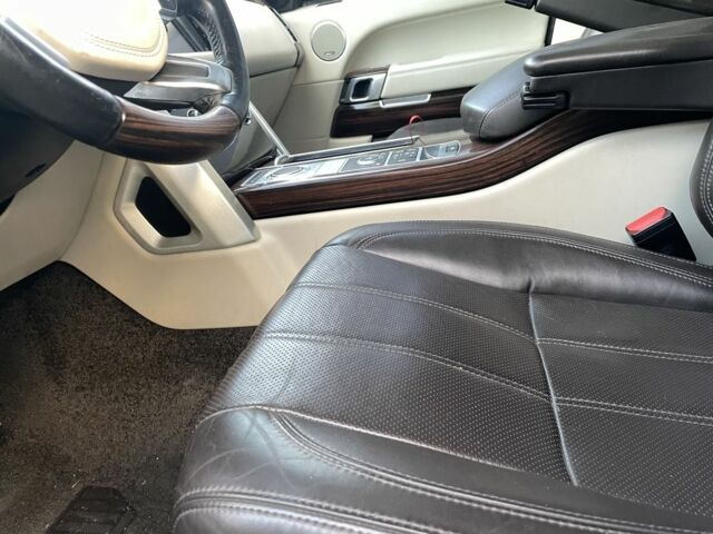 Зеленый Ленд Ровер Рендж Ровер, объемом двигателя 3 л и пробегом 130 тыс. км за 16000 $, фото 6 на Automoto.ua