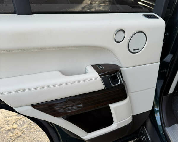 Зелений Ленд Ровер Рендж Ровер, об'ємом двигуна 3 л та пробігом 130 тис. км за 24600 $, фото 17 на Automoto.ua