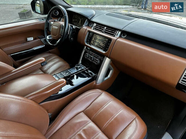 Зеленый Ленд Ровер Рендж Ровер, объемом двигателя 4.37 л и пробегом 240 тыс. км за 31000 $, фото 10 на Automoto.ua