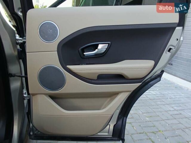 Зеленый Ленд Ровер Рендж Ровер, объемом двигателя 2 л и пробегом 141 тыс. км за 19100 $, фото 7 на Automoto.ua