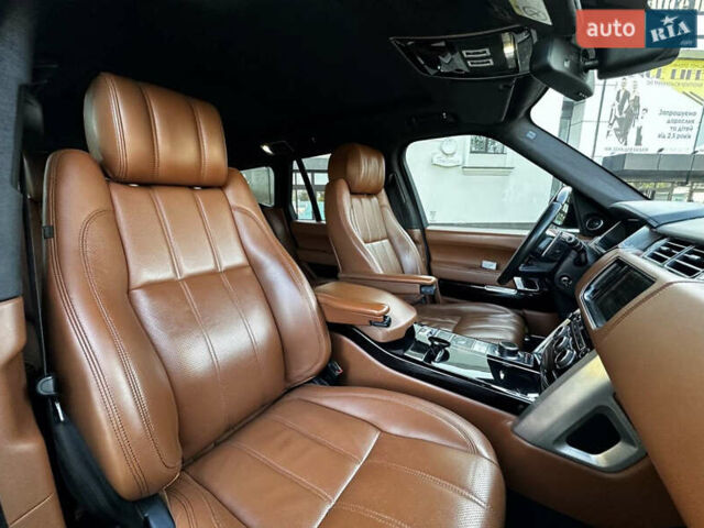 Ленд Ровер Рендж Ровер 2014 в Черновцах на Automoto.ua Зеленый Ленд Ровер Рендж Ровер, объемом двигателя 4.37 л и пробегом 240 тыс. км за 32000 $, фото 14 на Automoto.ua