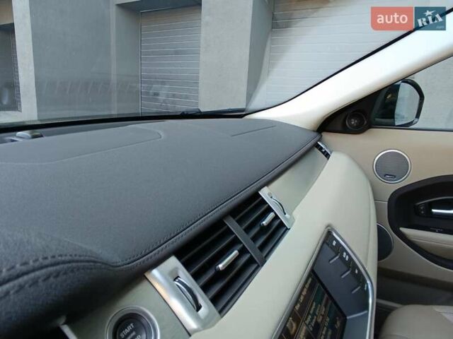 Зеленый Ленд Ровер Рендж Ровер, объемом двигателя 2 л и пробегом 141 тыс. км за 19100 $, фото 16 на Automoto.ua