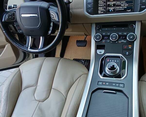 Зеленый Ленд Ровер Рендж Ровер, объемом двигателя 2 л и пробегом 141 тыс. км за 19100 $, фото 9 на Automoto.ua