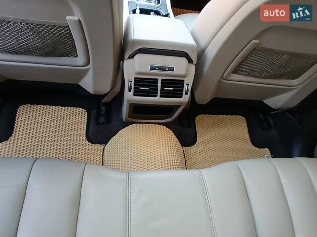 Зеленый Ленд Ровер Рендж Ровер, объемом двигателя 2 л и пробегом 141 тыс. км за 19100 $, фото 26 на Automoto.ua