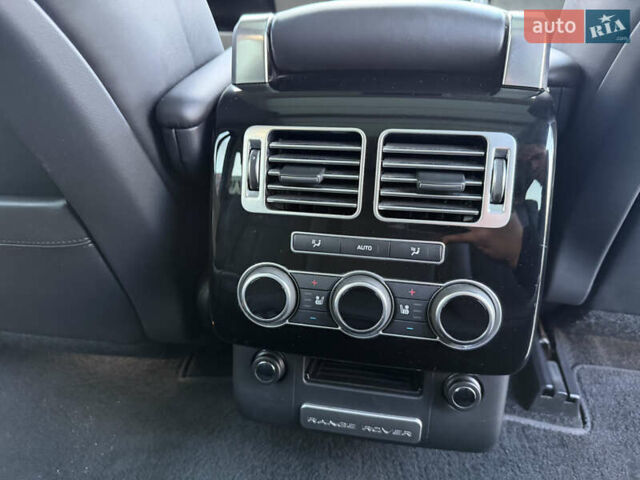 Зеленый Ленд Ровер Рендж Ровер, объемом двигателя 5 л и пробегом 140 тыс. км за 35900 $, фото 15 на Automoto.ua