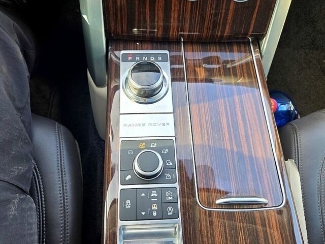 Зеленый Ленд Ровер Рендж Ровер, объемом двигателя 3 л и пробегом 162 тыс. км за 28000 $, фото 6 на Automoto.ua