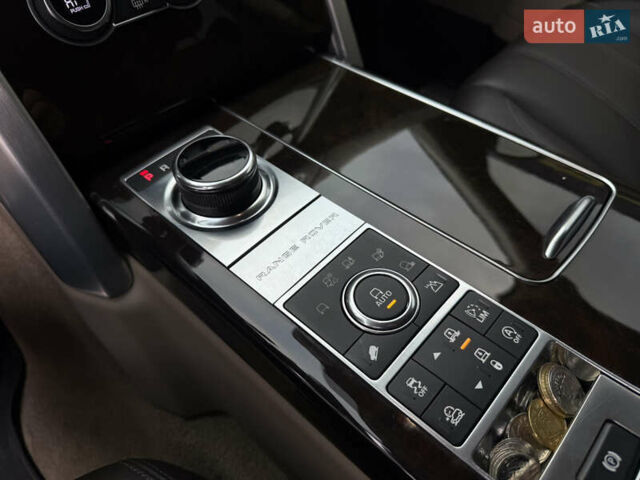 Зеленый Ленд Ровер Рендж Ровер, объемом двигателя 2.99 л и пробегом 172 тыс. км за 42999 $, фото 14 на Automoto.ua