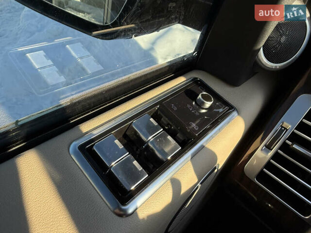 Зеленый Ленд Ровер Рендж Ровер, объемом двигателя 2.99 л и пробегом 88 тыс. км за 39990 $, фото 18 на Automoto.ua