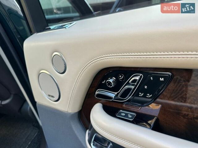 Зеленый Ленд Ровер Рендж Ровер, объемом двигателя 4.37 л и пробегом 94 тыс. км за 76500 $, фото 51 на Automoto.ua