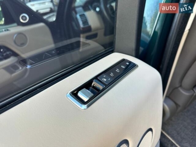 Зеленый Ленд Ровер Рендж Ровер, объемом двигателя 4.37 л и пробегом 94 тыс. км за 76500 $, фото 49 на Automoto.ua