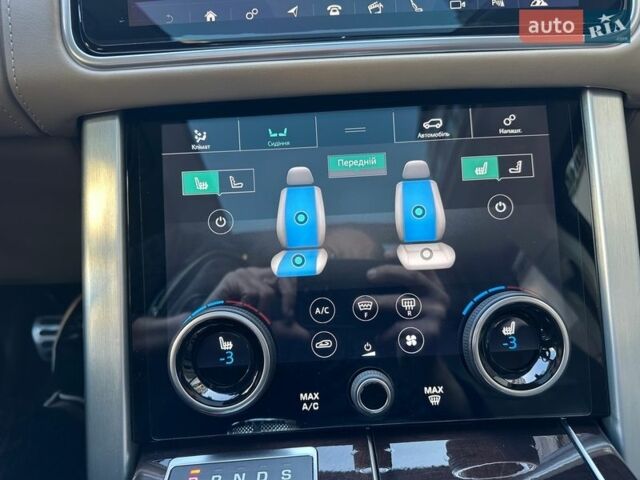 Зеленый Ленд Ровер Рендж Ровер, объемом двигателя 4.37 л и пробегом 94 тыс. км за 76500 $, фото 81 на Automoto.ua