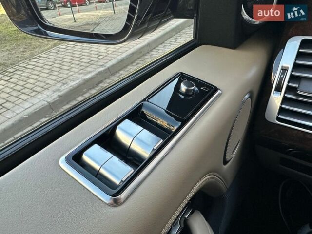 Зеленый Ленд Ровер Рендж Ровер, объемом двигателя 4.37 л и пробегом 94 тыс. км за 76500 $, фото 83 на Automoto.ua