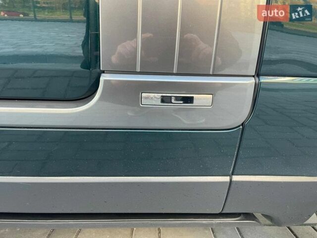 Зеленый Ленд Ровер Рендж Ровер, объемом двигателя 5 л и пробегом 199 тыс. км за 67000 $, фото 10 на Automoto.ua