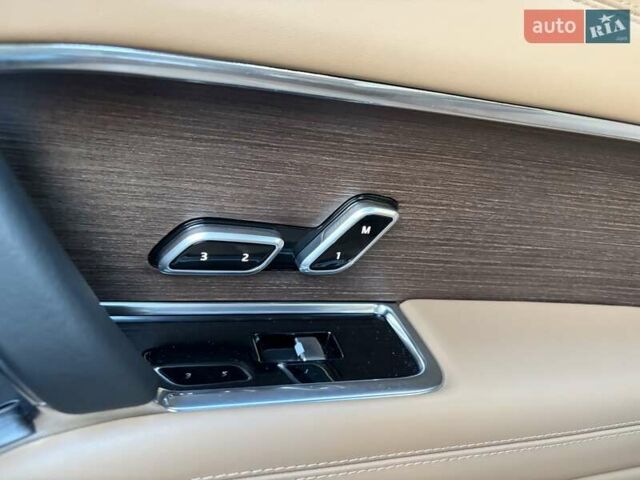 Зеленый Ленд Ровер Рендж Ровер, объемом двигателя 3 л и пробегом 10 тыс. км за 215000 $, фото 37 на Automoto.ua