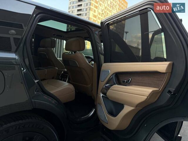 Зеленый Ленд Ровер Рендж Ровер, объемом двигателя 3 л и пробегом 10 тыс. км за 215000 $, фото 91 на Automoto.ua