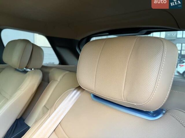 Зеленый Ленд Ровер Рендж Ровер, объемом двигателя 3 л и пробегом 10 тыс. км за 215000 $, фото 68 на Automoto.ua