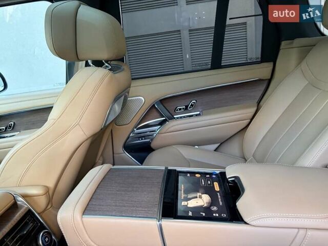 Зеленый Ленд Ровер Рендж Ровер, объемом двигателя 3 л и пробегом 10 тыс. км за 215000 $, фото 61 на Automoto.ua