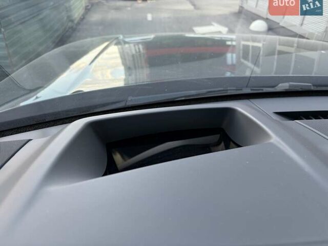 Зеленый Ленд Ровер Рендж Ровер, объемом двигателя 3 л и пробегом 10 тыс. км за 215000 $, фото 9 на Automoto.ua