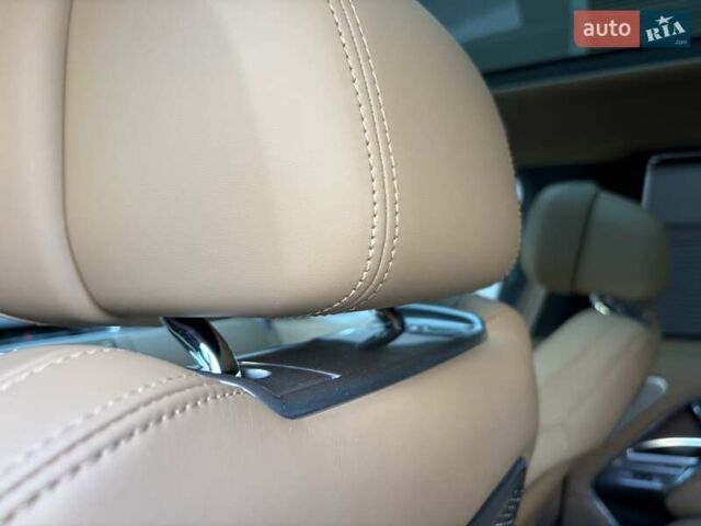 Зеленый Ленд Ровер Рендж Ровер, объемом двигателя 3 л и пробегом 10 тыс. км за 215000 $, фото 70 на Automoto.ua