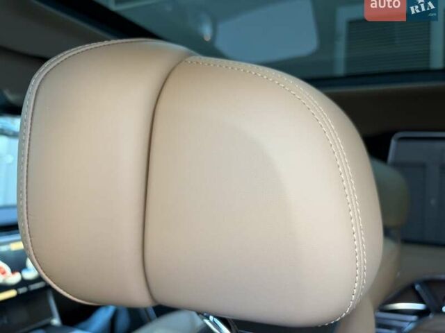 Зеленый Ленд Ровер Рендж Ровер, объемом двигателя 3 л и пробегом 10 тыс. км за 215000 $, фото 66 на Automoto.ua