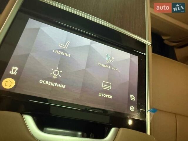 Зеленый Ленд Ровер Рендж Ровер, объемом двигателя 3 л и пробегом 10 тыс. км за 222000 $, фото 16 на Automoto.ua