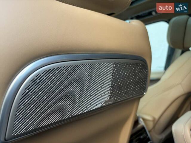 Зеленый Ленд Ровер Рендж Ровер, объемом двигателя 3 л и пробегом 10 тыс. км за 215000 $, фото 58 на Automoto.ua