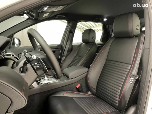 Белый Ленд Ровер Discovery Sport, объемом двигателя 2 л и пробегом 2 тыс. км за 24700 $, фото 7 на Automoto.ua