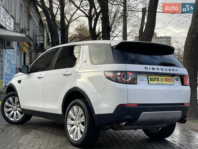 Білий Ленд Ровер Discovery Sport, об'ємом двигуна 2.2 л та пробігом 196 тис. км за 21999 $, фото 7 на Automoto.ua