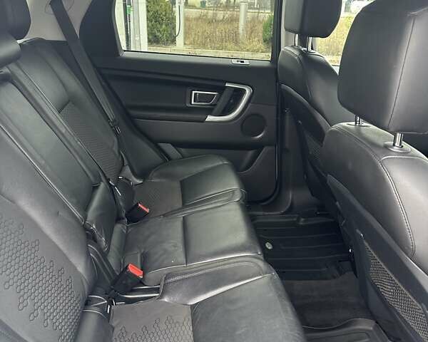 Білий Ленд Ровер Discovery Sport, об'ємом двигуна 2 л та пробігом 106 тис. км за 15700 $, фото 31 на Automoto.ua