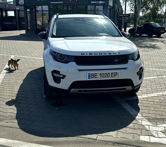 Белый Ленд Ровер Discovery Sport, объемом двигателя 2.2 л и пробегом 107 тыс. км за 21000 $, фото 3 на Automoto.ua