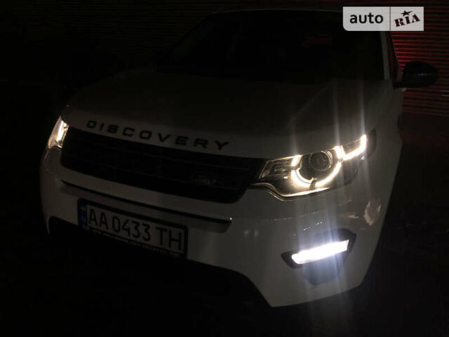 Белый Ленд Ровер Discovery Sport, объемом двигателя 2.2 л и пробегом 100 тыс. км за 20900 $, фото 5 на Automoto.ua