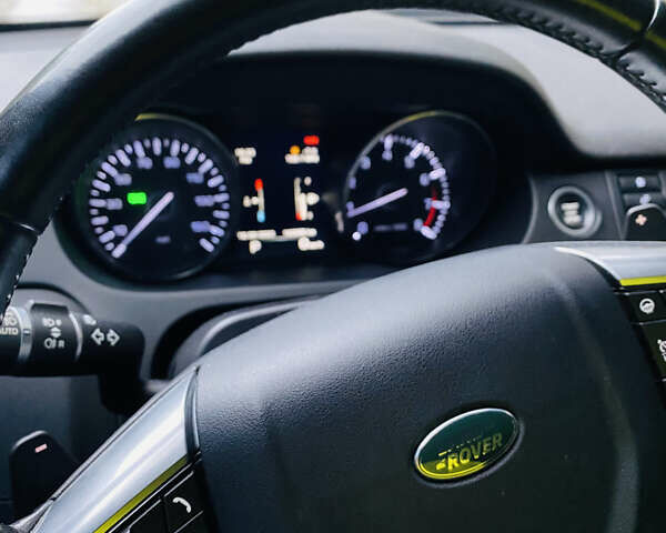 Білий Ленд Ровер Discovery Sport, об'ємом двигуна 2 л та пробігом 184 тис. км за 19000 $, фото 16 на Automoto.ua