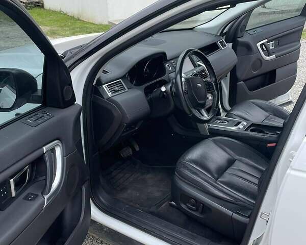 Белый Ленд Ровер Discovery Sport, объемом двигателя 2 л и пробегом 176 тыс. км за 17500 $, фото 6 на Automoto.ua