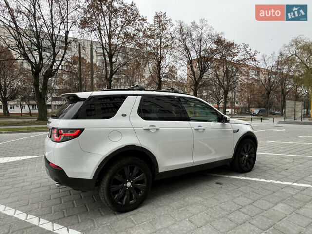 Білий Ленд Ровер Discovery Sport, об'ємом двигуна 2 л та пробігом 148 тис. км за 17800 $, фото 7 на Automoto.ua