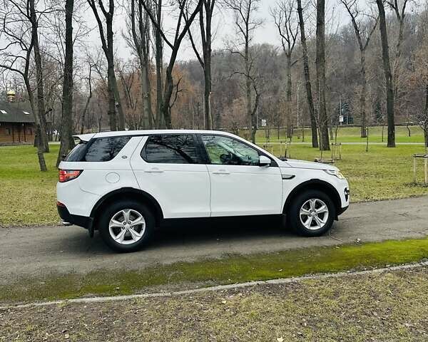 Белый Ленд Ровер Discovery Sport, объемом двигателя 2.2 л и пробегом 186 тыс. км за 17200 $, фото 11 на Automoto.ua