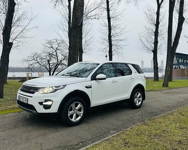 Белый Ленд Ровер Discovery Sport, объемом двигателя 2.2 л и пробегом 186 тыс. км за 17200 $, фото 1 на Automoto.ua