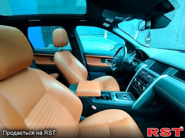 Белый Ленд Ровер Discovery Sport, объемом двигателя 2 л и пробегом 174 тыс. км за 17700 $, фото 7 на Automoto.ua