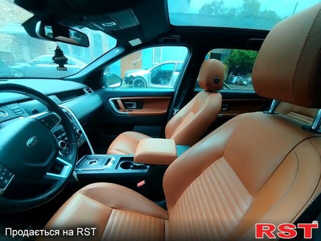 Белый Ленд Ровер Discovery Sport, объемом двигателя 2 л и пробегом 174 тыс. км за 17700 $, фото 5 на Automoto.ua