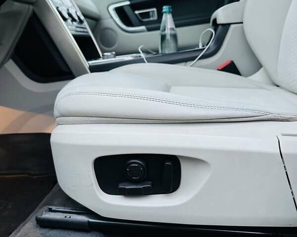 Белый Ленд Ровер Discovery Sport, объемом двигателя 2.2 л и пробегом 186 тыс. км за 17200 $, фото 34 на Automoto.ua