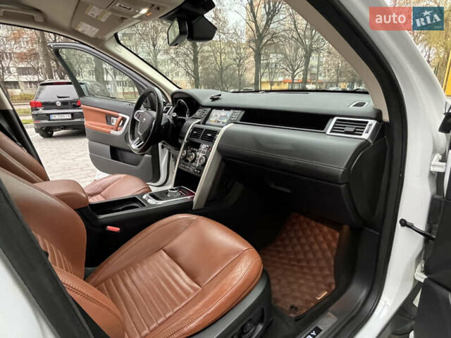 Білий Ленд Ровер Discovery Sport, об'ємом двигуна 2 л та пробігом 148 тис. км за 17800 $, фото 21 на Automoto.ua