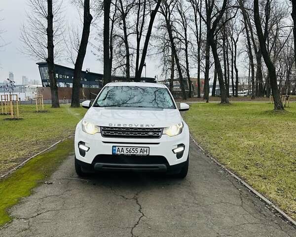 Белый Ленд Ровер Discovery Sport, объемом двигателя 2.2 л и пробегом 186 тыс. км за 17200 $, фото 3 на Automoto.ua