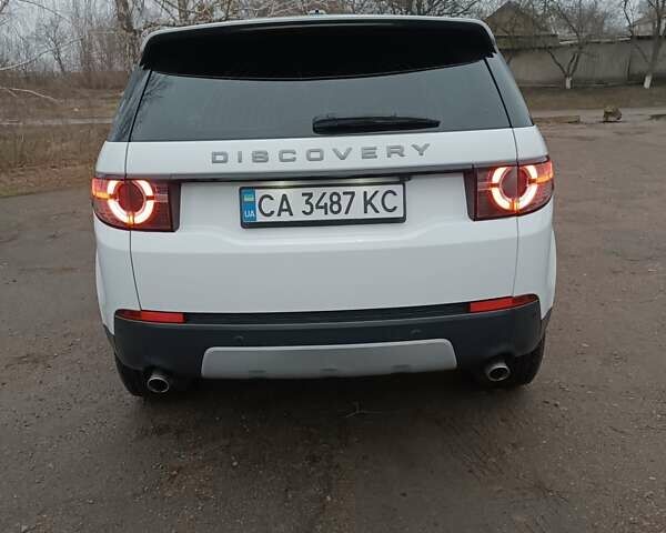 Білий Ленд Ровер Discovery Sport, об'ємом двигуна 2.2 л та пробігом 190 тис. км за 17500 $, фото 3 на Automoto.ua