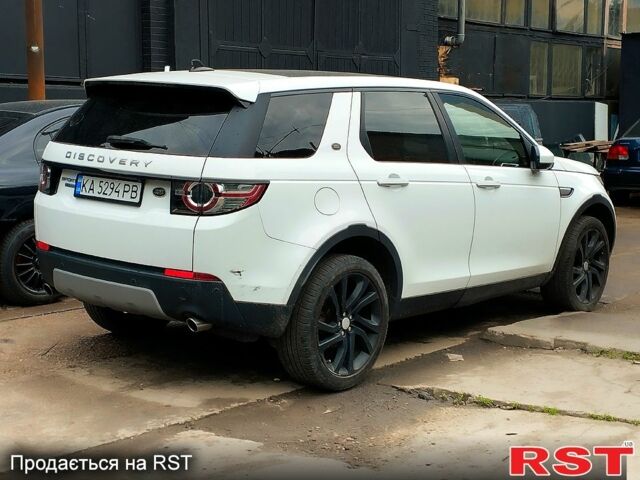 Белый Ленд Ровер Discovery Sport, объемом двигателя 2 л и пробегом 174 тыс. км за 17700 $, фото 2 на Automoto.ua