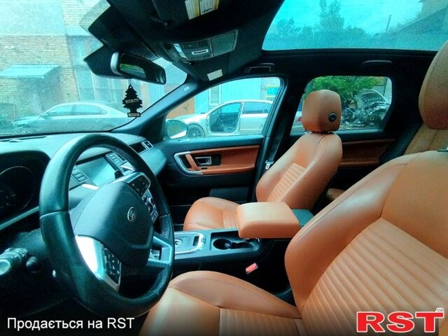 Белый Ленд Ровер Discovery Sport, объемом двигателя 2 л и пробегом 174 тыс. км за 17700 $, фото 4 на Automoto.ua