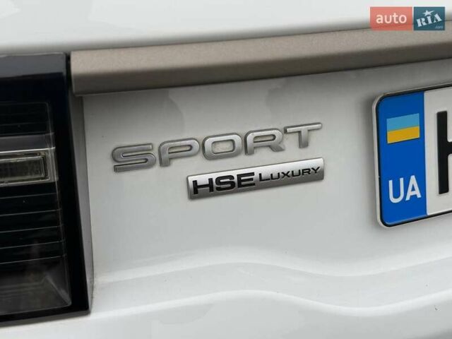 Белый Ленд Ровер Discovery Sport, объемом двигателя 2 л и пробегом 134 тыс. км за 15900 $, фото 17 на Automoto.ua