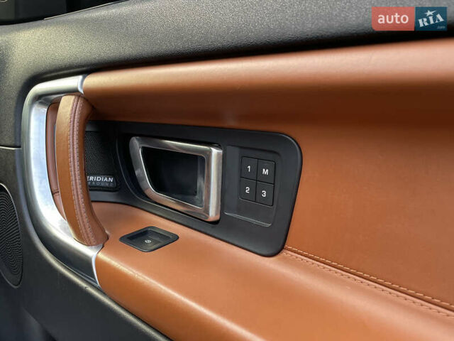 Білий Ленд Ровер Discovery Sport, об'ємом двигуна 2.2 л та пробігом 196 тис. км за 21999 $, фото 14 на Automoto.ua