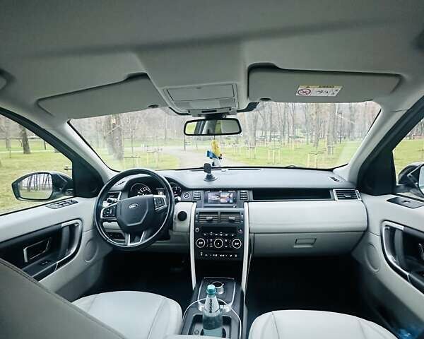 Белый Ленд Ровер Discovery Sport, объемом двигателя 2.2 л и пробегом 186 тыс. км за 17200 $, фото 31 на Automoto.ua